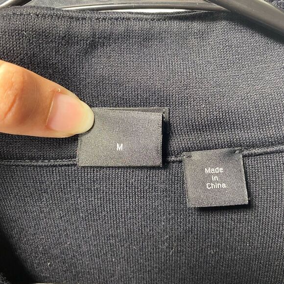 Hugo Boss | Men's Quarter Zip Mock Neck Sweater Black Sz Medium - Picture 4 of 12